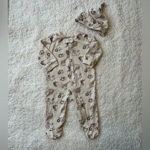 Kyle & Deena Long Sleeve Zipper Footie Outift with Hat